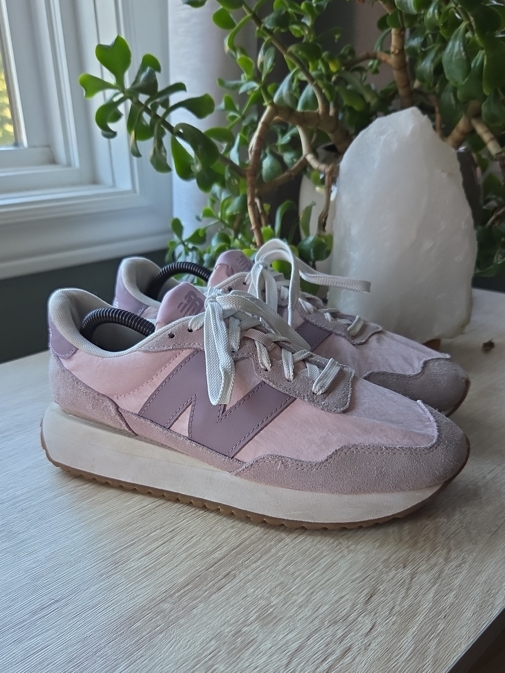 New Balance 237 Sneakers